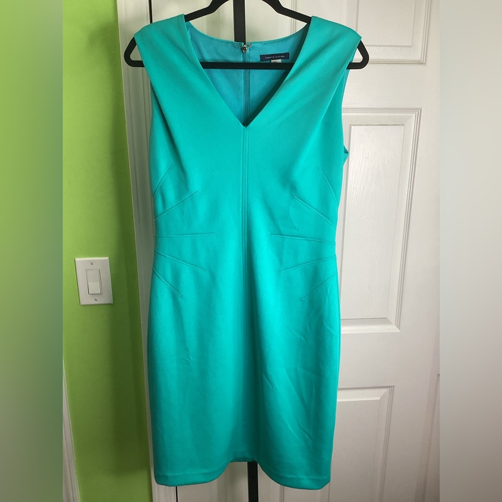 Tommy Hilfiger Elegant Turquoise Sleeveless Dress, size 10